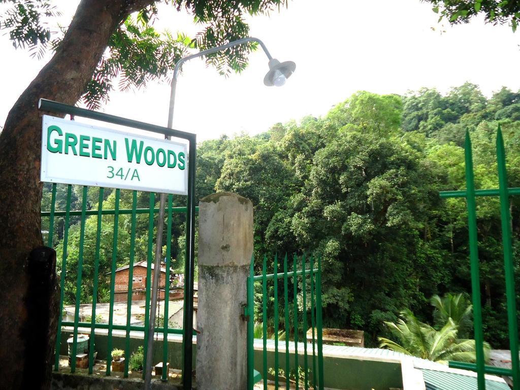 Green Woods Guest Kandy Luaran gambar
